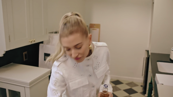 VOGUE282.png