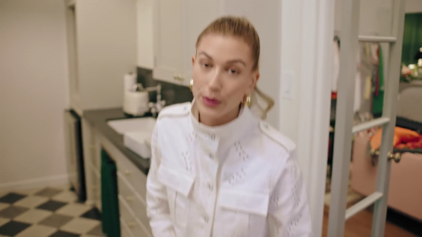 VOGUE296.png