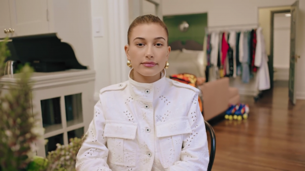 VOGUE303.png