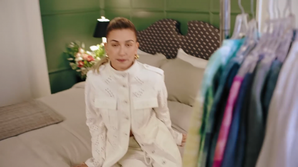 VOGUE329.png