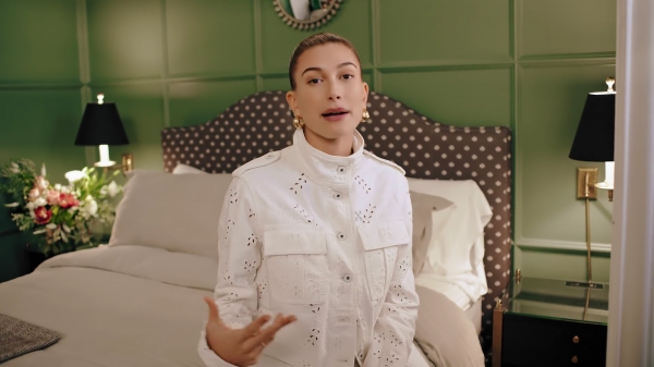 VOGUE342.png