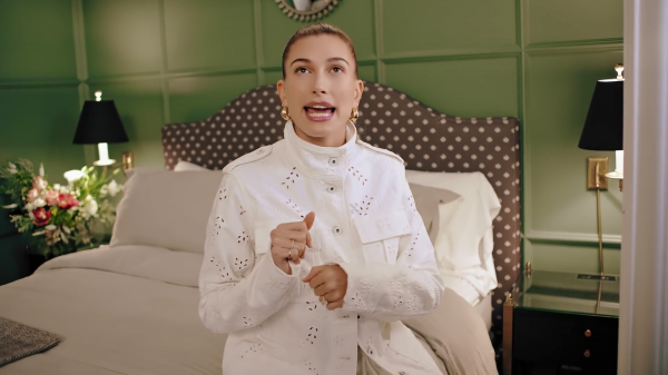 VOGUE346.png