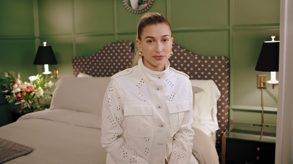 VOGUE354.png