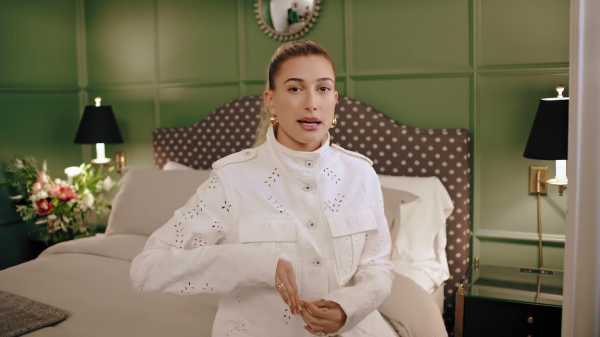 VOGUE358.png