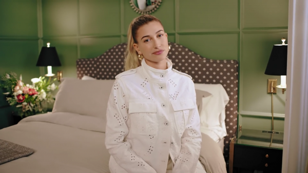 VOGUE375.png