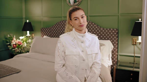 VOGUE380.png