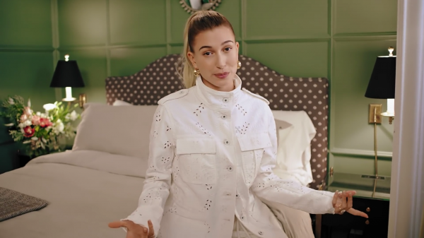 VOGUE388.png