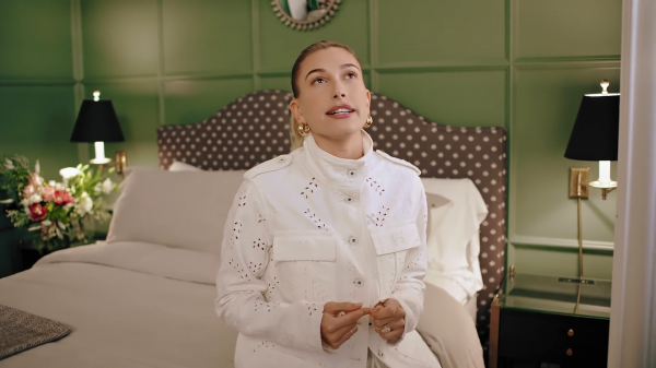 VOGUE409.png