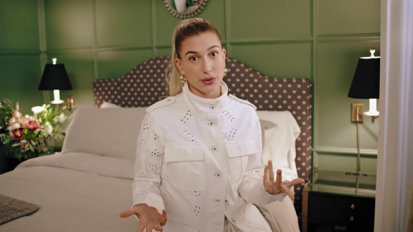 VOGUE411.png