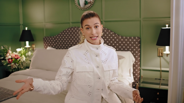 VOGUE429.png