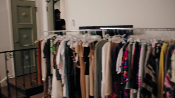 VOGUE464.png