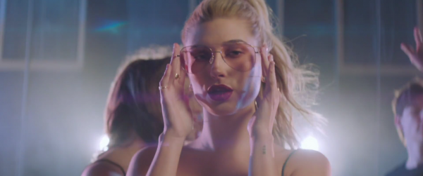 boloneyewear325.png