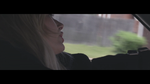 eleven_paris_the_hanters0182.png