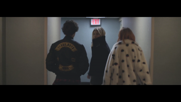 eleven_paris_the_hanters0217.png