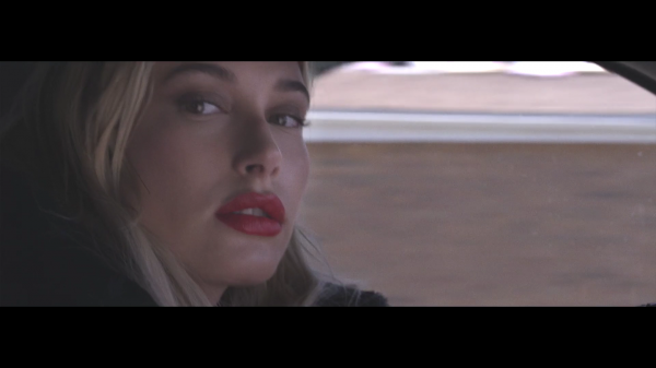 eleven_paris_the_hanters0236.png
