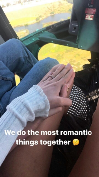 h_stories_1~3.jpg
