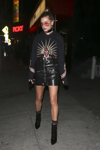 hailey-baldwin-at-the-nice-guy-in-west-hollywood-12417-2.jpg