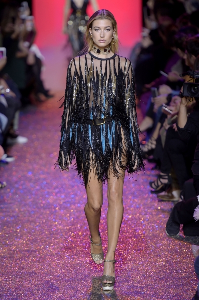 hailey-baldwin-elie-saab-fashion-show-in-paris-10116-11.jpg