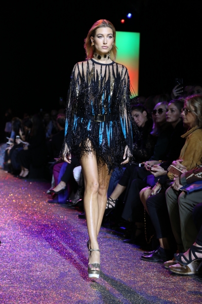 hailey-baldwin-elie-saab-fashion-show-in-paris-10116-3.jpg