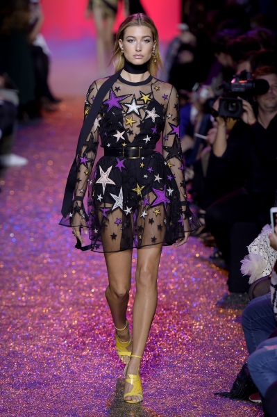 hailey-baldwin-elie-saab-fashion-show-in-paris-10116-5.jpg