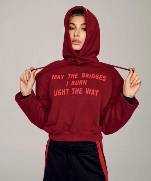 hailey-baldwin-h-b-spain-jan-2017_06.jpg