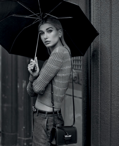 hailey-baldwin-h-b-spain-jan-2017_08.jpg