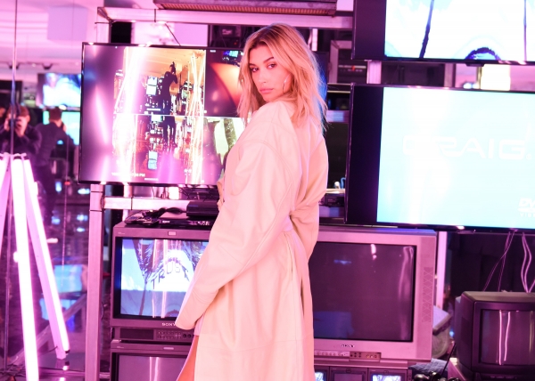 hailey-baldwin-shutz-beverly-hills-1-year-anniversary-party-41817-13.jpg