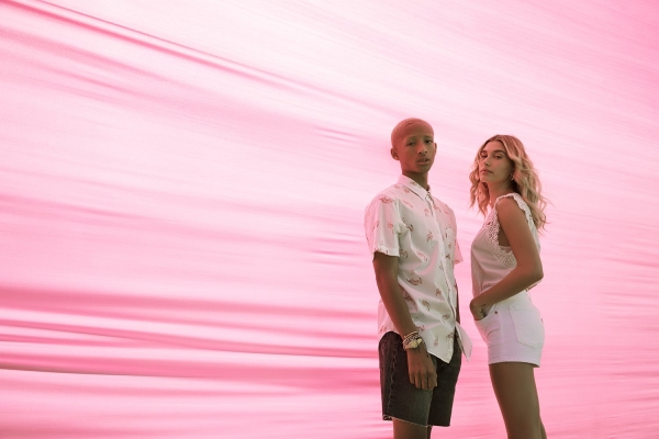 hailey-bieber-jaden-smith-levis-campaign-spring-2020-7.jpg
