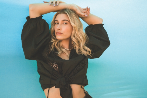 hailey-bieber-jaden-smith-levis-music-festival-campaign-10.jpg