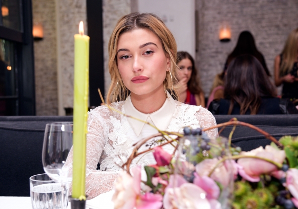 ApariÃ§Ã£o no W Magazine It Girl
