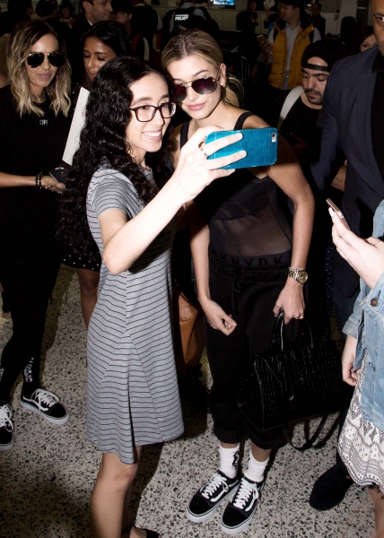 hqcelebcorner_281329~2.jpg