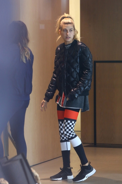 hqcelebcorner_281329~4.jpg