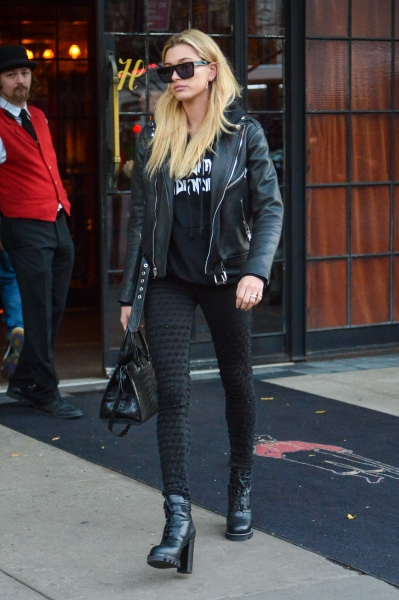 hqcelebcorner_28329~7.jpg