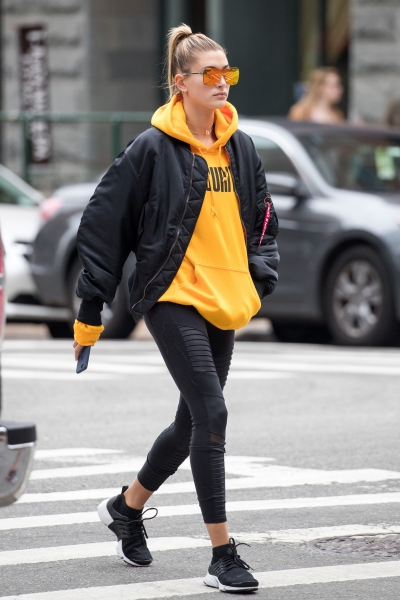 hqcelebcorner_28529~4.jpg