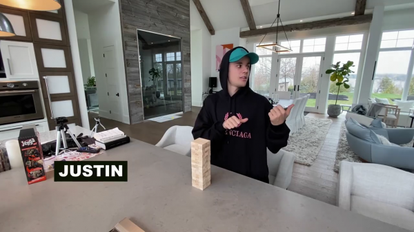 thebiebers3.png