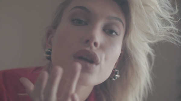 vogueparis399.png