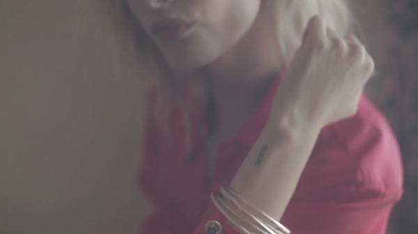 vogueparis427.png