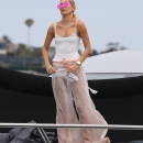 000_282329.jpg