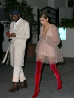163617PCN_HaileyBaldwin002.jpg