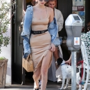 BellaHadid_10112016P_05.jpg
