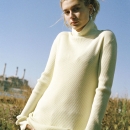 Hailey-Baldwin--Vogue-Korea-2016--02.jpg