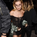 Hailey-Baldwin-Leaving-Catch-restaurant--03.jpg