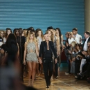 Hailey-Baldwin_-Julien-Macdonald-SS-2017-at-LFW--05.jpg