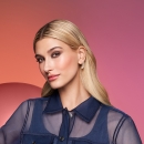 Hailey-Biber-Bare-Minerals-.jpg