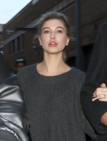 Hailey_281029~3.jpg