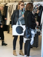 Hailey_282229~2.jpg