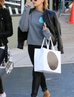 Hailey_28929~7.jpg
