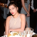 Hailey_Baldwin_04~1.jpg