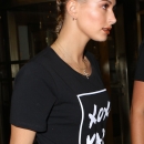 Hailey_Baldwin_281729~1.jpg