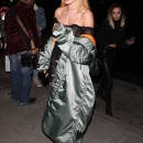 Hailey_Baldwin_281929~5.jpg